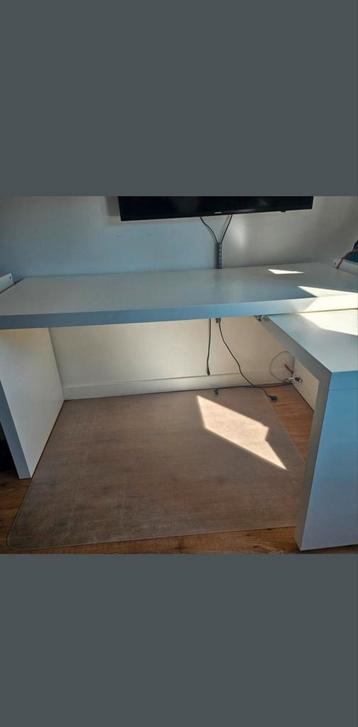 IKEA MALM Bureau met Uittrekbaar Blad - Wit 151 cm - afbeelding 5 IKEA MALM Bureau met Uittrekbaar Blad - Wit 151 cm - afbeelding 5