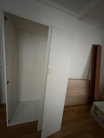 Twee IKEA Billy kasten - zsm ophalen! - afbeelding 2 Twee IKEA Billy kasten - zsm ophalen! - afbeelding 2