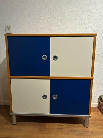 Ikea effektiv kastje beuken met blauw wit deurtjes - afbeelding 2 Ikea effektiv kastje beuken met blauw wit deurtjes - afbeelding 2