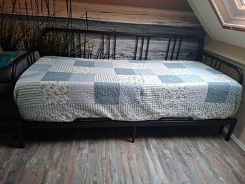 Fyresdal Bedframe - Zwart Metaal - afbeelding 2 Fyresdal Bedframe - Zwart Metaal - afbeelding 2