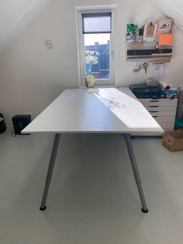 Ikea galant groot bureau 2 werkplekken - afbeelding 1 Ikea galant groot bureau 2 werkplekken - afbeelding 1
