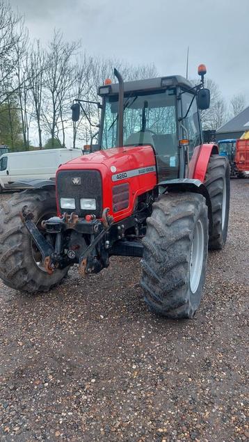 Massey ferguson 4260 5500 uur