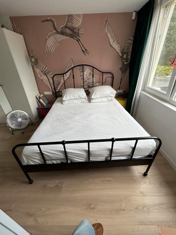 Sagstua ikea bedframe metaal zwart - afbeelding 3 Sagstua ikea bedframe metaal zwart - afbeelding 3