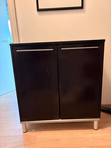 Gratis IKEA Effektiv kast - Zelf ophalen incl 2 trappen! - afbeelding 6 Gratis IKEA Effektiv kast - Zelf ophalen incl 2 trappen! - afbeelding 6