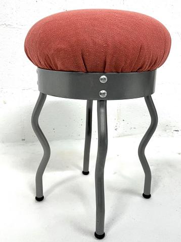 Uri krukjes van Ikea, design Per Ivar Ledang, postmodern - afbeelding 2 Uri krukjes van Ikea, design Per Ivar Ledang, postmodern - afbeelding 2