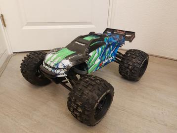 Traxxas E-Revo 2.0 VXL 6s met 4x lipo's, banden en upgrades