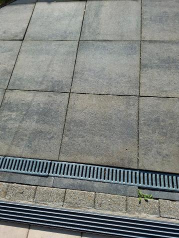 gratis af te halen terrastegel 60x60 26 stuks