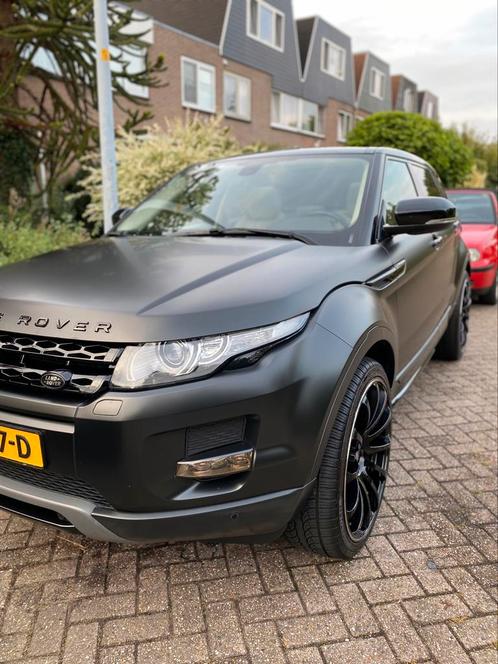 Land Rover Range Rover Evoque SD4 4WD AUT 2013 Satin Black, Auto's, Land Rover, Particulier, 4x4, ABS, Achteruitrijcamera, Adaptieve lichten