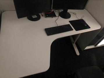 Ikea verstelbaar Bekant hoekbureau wit - afbeelding 5 Ikea verstelbaar Bekant hoekbureau wit - afbeelding 5
