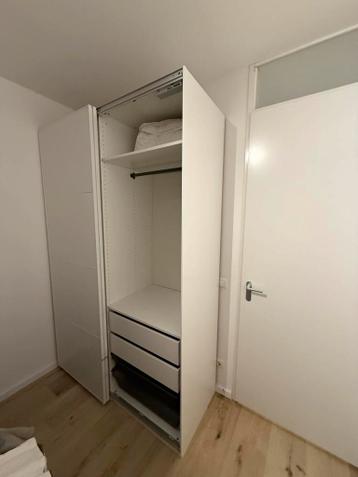 IKEA PAX Kast met Schuifdeuren en Spiegel - afbeelding 5 IKEA PAX Kast met Schuifdeuren en Spiegel - afbeelding 5
