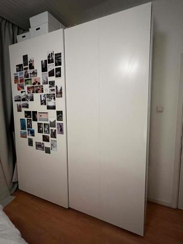Ikea Pax kast wit 2m - schuifdeuren - afbeelding 2 Ikea Pax kast wit 2m - schuifdeuren - afbeelding 2