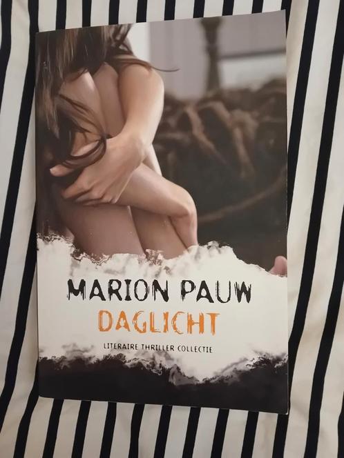 Marion Pauw - Daglicht, Boeken, Thrillers, Zo goed als nieuw, Ophalen of Verzenden