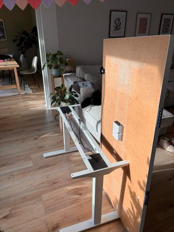 IKEA RODULF zit/sta bureau | Electric sit/stand desk - afbeelding 4 IKEA RODULF zit/sta bureau | Electric sit/stand desk - afbeelding 4