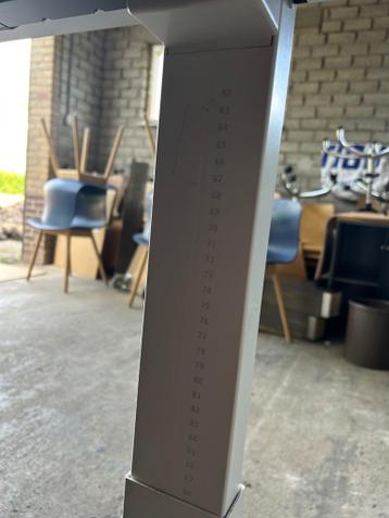 5 ZGAN + zwengelverstelbare bureaus 140*80 en 160*80 - afbeelding 7 5 ZGAN + zwengelverstelbare bureaus 140*80 en 160*80 - afbeelding 7