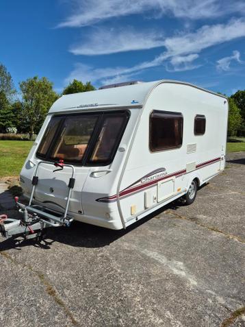 Swift Carisma 230 2006