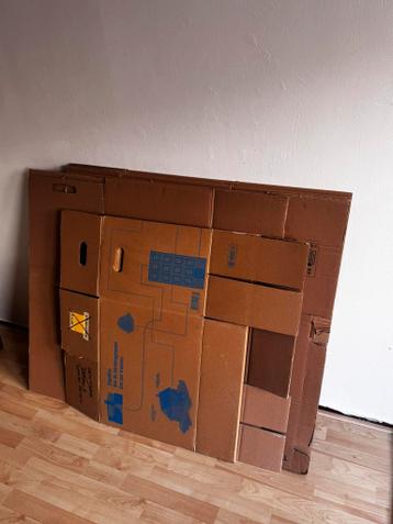FREE cardboard moving boxes
