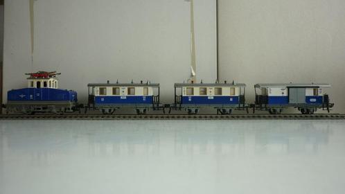 Fleischmann H0 ELB locomotief met 3 wagons, Hobby en Vrije tijd, Modeltreinen | H0, Gebruikt, Treinset, Gelijkstroom, Fleischmann