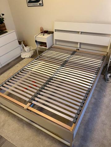 IKEA Bedframe (zonder lattenbodem) - afbeelding 2 IKEA Bedframe (zonder lattenbodem) - afbeelding 2
