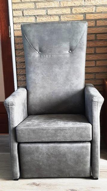 Fitform sta-op stoel, type Saliro(1-motorig). Als nieuw! 