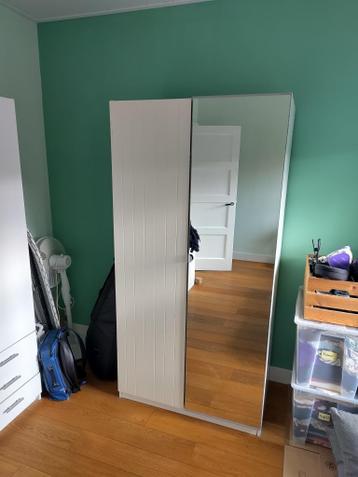 IKEA PAX kledingkast met spiegeldeur - afbeelding 3 IKEA PAX kledingkast met spiegeldeur - afbeelding 3