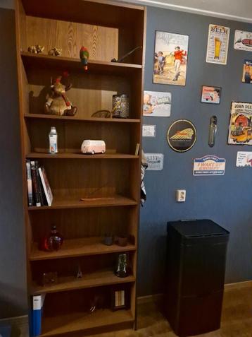 Ikea Billy Boekenkast donkerbruin met extra opzetstuk - afbeelding 5 Ikea Billy Boekenkast donkerbruin met extra opzetstuk - afbeelding 5