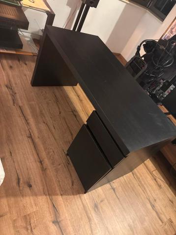 IKEA MALM Bureau - Zo Goed Als Nieuw! - afbeelding 1 IKEA MALM Bureau - Zo Goed Als Nieuw! - afbeelding 1