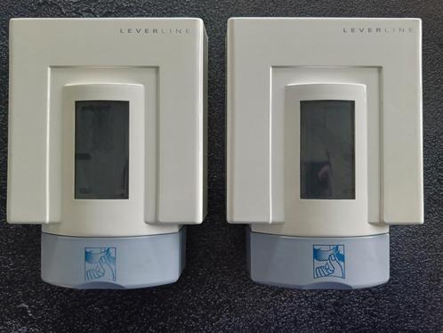 2 Leverline Zeep dispensers, Huis en Inrichting, Badkamer | Badtextiel en Accessoires, Zo goed als nieuw, Overige typen, Ophalen of Verzenden