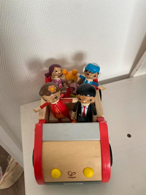 Hape poppenhuis poppen en auto, Kinderen en Baby's, Speelgoed | Actiefiguren, Gebruikt, Ophalen