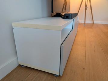 BESTA Tv meubel/kast met tv beugel (muurbevestiging of los) - afbeelding 6 BESTA Tv meubel/kast met tv beugel (muurbevestiging of los) - afbeelding 6