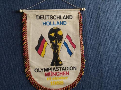 Vaan groot Duitsland vs Nederland  1988, Verzamelen, Sportartikelen en Voetbal, Gebruikt, Vaantje of Sjaal, Overige binnenlandse clubs
