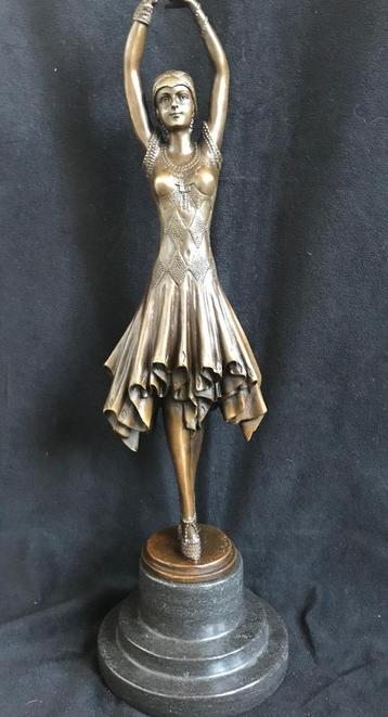 Bronzen elegante dame, 45 cm! Chiparus/stempel zuiver brons