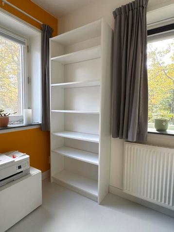 IKEA Billy Boekenkast - Wit - 80x28x202 cm - afbeelding 1 IKEA Billy Boekenkast - Wit - 80x28x202 cm - afbeelding 1