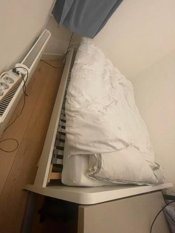 IKEA Askvoll Bed 140cm - Tweepersoonsbed - afbeelding 4 IKEA Askvoll Bed 140cm - Tweepersoonsbed - afbeelding 4