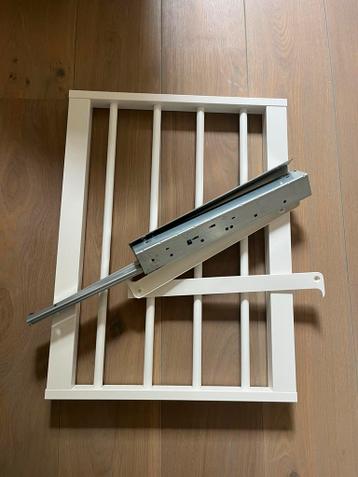 Broekenhanger IKEA PAX kast 2 stuks - afbeelding 2 Broekenhanger IKEA PAX kast 2 stuks - afbeelding 2