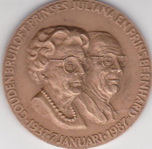 GOUDEN BRUILOFT  PRINSES  JULIANA  EN PRINS BERNHARD, Postzegels en Munten, Penningen en Medailles, Ophalen of Verzenden