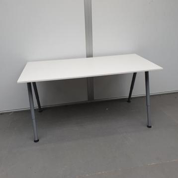Ikea Galant bureau tafel wit - 160x80 cm (twee beschikbaar) - afbeelding 1 Ikea Galant bureau tafel wit - 160x80 cm (twee beschikbaar) - afbeelding 1