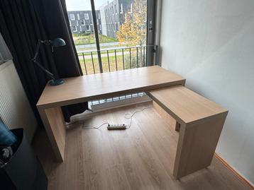 IKEA MALM bureau met uittrekbaar blad - afbeelding 2 IKEA MALM bureau met uittrekbaar blad - afbeelding 2