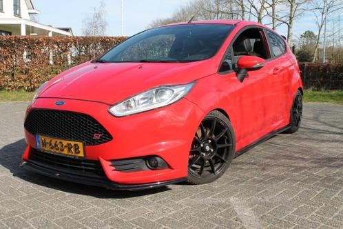 Ford Fiesta 1.6 ST Ecoboost Turbo 2015 Rood, Auto's, Ford, Particulier, Fiësta, ABS, Airbags, Airconditioning, Alarm, Apple Carplay