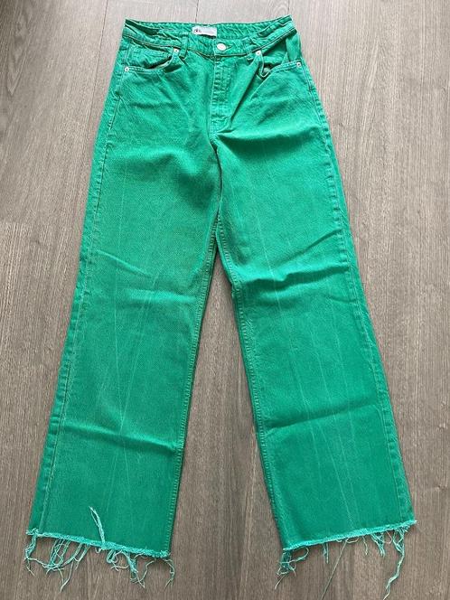 ZARA Mooie groene jeans spijkerbroek , maatje 38, Kleding | Dames, Spijkerbroeken en Jeans, Gedragen, W30 - W32 (confectie 38/40)