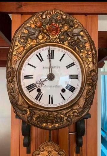 Klok diverse mooie oude antieke klokken goede staat.
