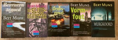 Bert Muns diverse politieromans, Boeken, Detectives, Gelezen, Ophalen of Verzenden
