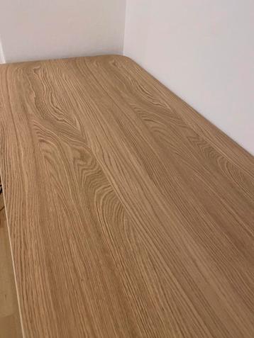 IKEA Bekant bureau 140x60 hoogte verstbaar - afbeelding 2 IKEA Bekant bureau 140x60 hoogte verstbaar - afbeelding 2