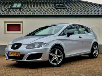 Seat Leon 2011 Grijs/Airco/Camera/ Inruil mogelijk 