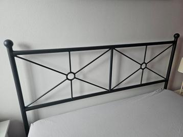 Ikea bedframe incl. lattenbodem 160X200m - afbeelding 2 Ikea bedframe incl. lattenbodem 160X200m - afbeelding 2