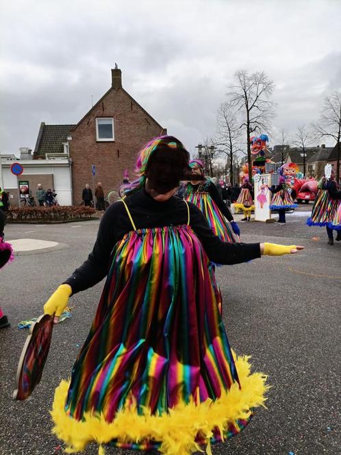 Handgemaakte A-lijn jurken loopgroep carnaval, Kleding | Dames, Jurken, Zo goed als nieuw, Knielengte, Ophalen of Verzenden