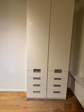 4x IKEA PAX kasten met hgl deuren in een koop GEDEMONTEERD - afbeelding 1 4x IKEA PAX kasten met hgl deuren in een koop GEDEMONTEERD - afbeelding 1