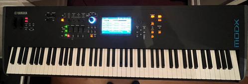 Yamaha MODX8 stagepiano/workstation/synthesizer, Muziek en Instrumenten, Synthesizers, Zo goed als nieuw, 88 toetsen, Yamaha, Met koffer of flightcase