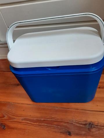 Blauwe koelbox cooler 10L hengsel + 3 gratis coolelementen  