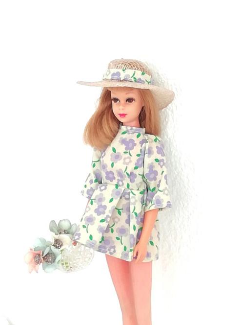 Mod TNT Twist N Turn Francie Doll #1170, Kinderen en Baby's, Speelgoed | Poppen, Gebruikt, Barbie, Verzenden