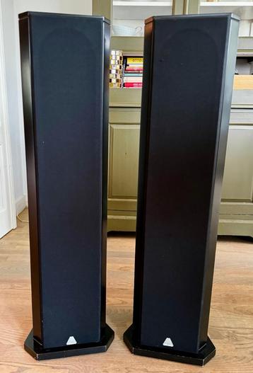 Driade 81 MK II speakers